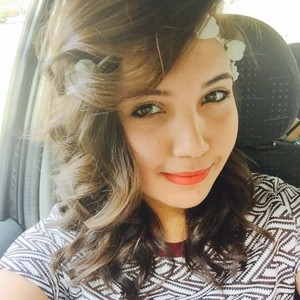 Farida - Prof de SES - Paris