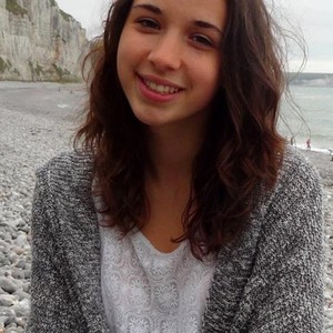 Agathe - Prof d'aide aux devoirs - Colleville