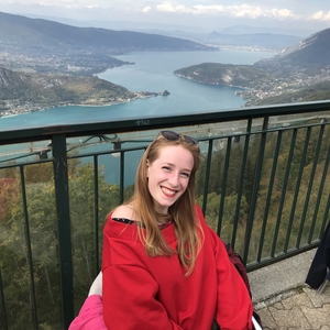 Loreane - Prof d'aide aux devoirs - Lesneven