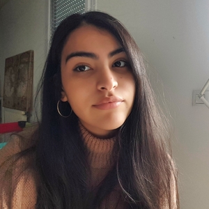 Sabrina - Prof d'aide aux devoirs - Vaulx-en-Velin
