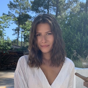 Romane - Prof d'aide aux devoirs - Le Bouscat