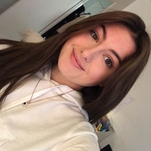 Flora - Prof de maths - Caen