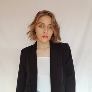 Emma - Prof d'aide aux devoirs - Menucourt