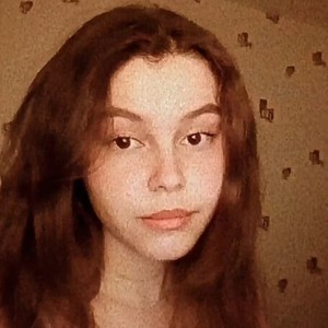 Amel - Prof de français - Paris