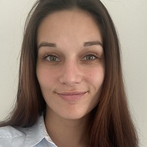 Emeline - Prof d'anglais - Gometz-la-Ville