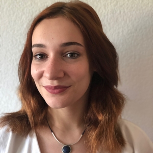 Laure - Prof de maths - Perpignan