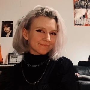 Lola - Prof de maths - Villejuif