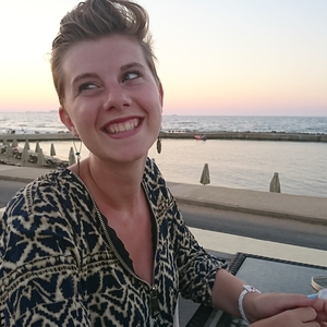 Faustine - Prof de biologie - Mérignac