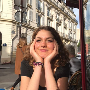 Maïna - Prof d'aide aux devoirs - Paris
