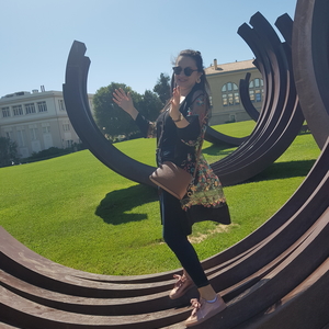 Amina - Prof de maths - Clermont-Ferrand