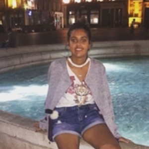 Mouna - Prof de physique - chimie - Villeurbanne