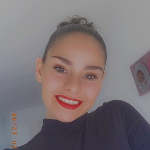 Alexandra - Prof d'aide aux devoirs - Hillion
