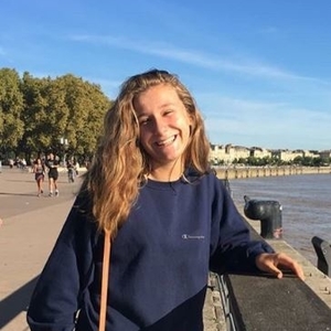 Flora - Prof de maths - Le Barp
