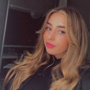 Lina - Prof d'aide aux devoirs - Givors