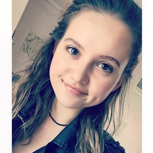 Alice - Prof de SVT - Dijon