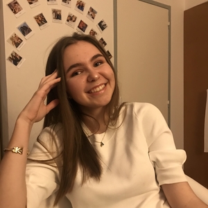 Lola - Prof de français - Perpignan