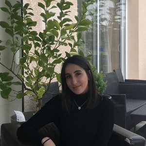 Inès - Prof d'aide aux devoirs - Poitiers