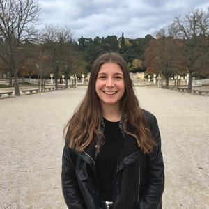 Lea - Prof de maths - Nîmes