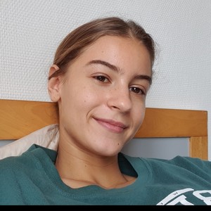 Heloise - Prof de maths - Cergy
