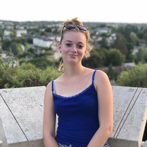 Julie - Prof d'aide aux devoirs - Bléré