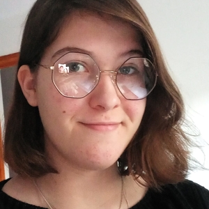 Alyssa - Prof de dessin - Sernhac