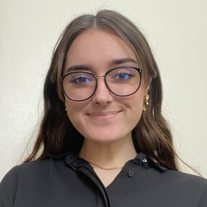 Sabrina - Prof d'aide aux devoirs - Saint-Maur-des-Fossés