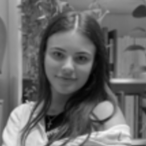 Sara - Prof de maths - Paris