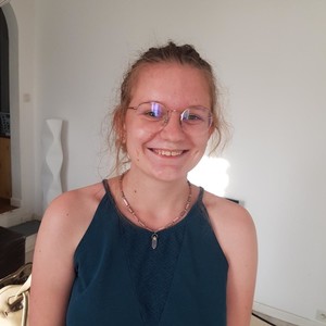 Laura - Prof d'aide aux devoirs - Metz