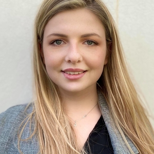 Eva - Prof de physique - chimie - Saint-Michel-sur-Orge