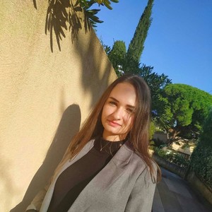 Justine - Prof d'aide aux devoirs - Guilherand-Granges