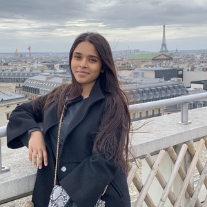 Khyati - Prof d'aide aux devoirs - Stains