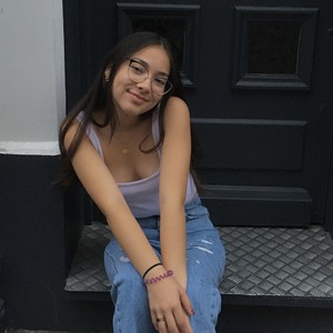 Céline - Prof de chinois - Paris