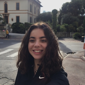 Carla - Prof d'aide aux devoirs - Cannes