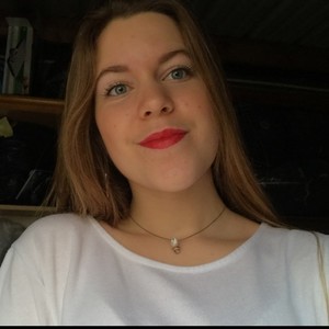 Chloé - Prof d'aide aux devoirs - Nice