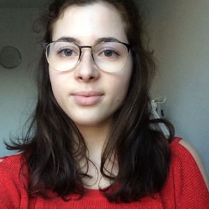 Océane - Prof de physique - chimie - Avon