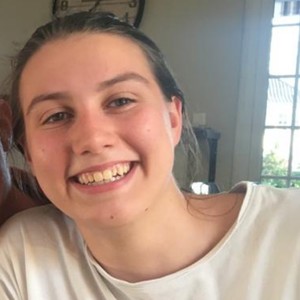 Ines - Prof de maths - Annecy