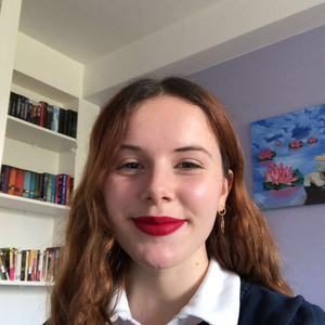 Elise - Prof de français - Ballan-Miré