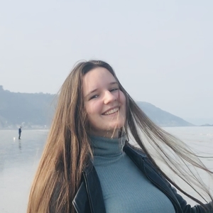 Lisa - Prof d'économie - Vannes