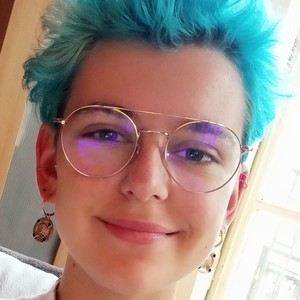 Julie - Prof d'histoire - Dijon