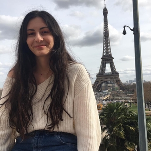 Elina - Prof de français - Lacanau