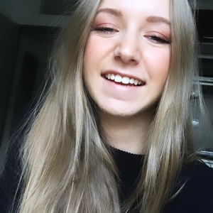 Louise - Prof de maths - Aramon