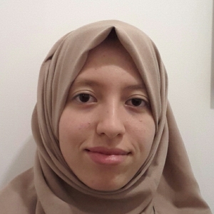 Sara - Prof d'arabe - Haguenau