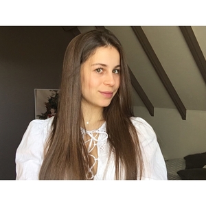 Chloé - Prof d'aide aux devoirs - Monein