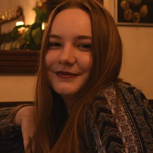 Léonie - Prof d'aide aux devoirs - Colombes