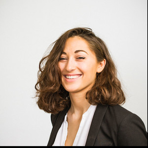 Anaïs - Prof de droit - Paris