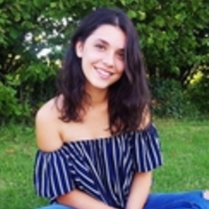 Nina - Prof de maths - Bordeaux