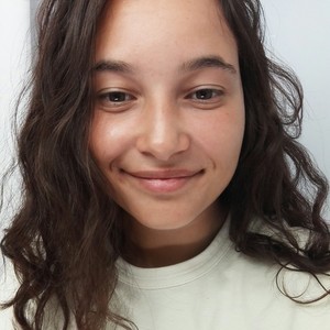 Tasnim - Prof de maths - Athis-Mons