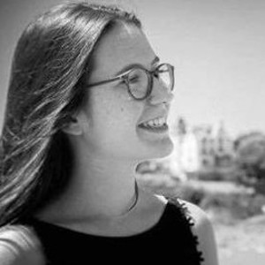 Chloé - Prof d'aide aux devoirs - La Rochelle