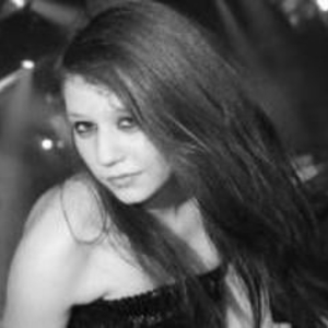 Laura - Prof de français - Annecy