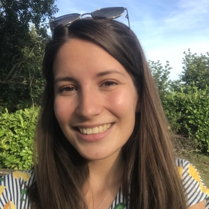 Chloé - Prof de physique - Valenciennes